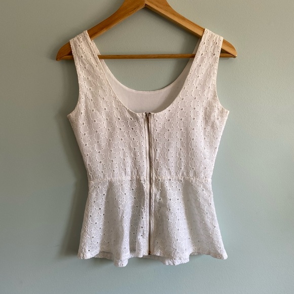 Peplum sleeveless - Picture 2 of 4